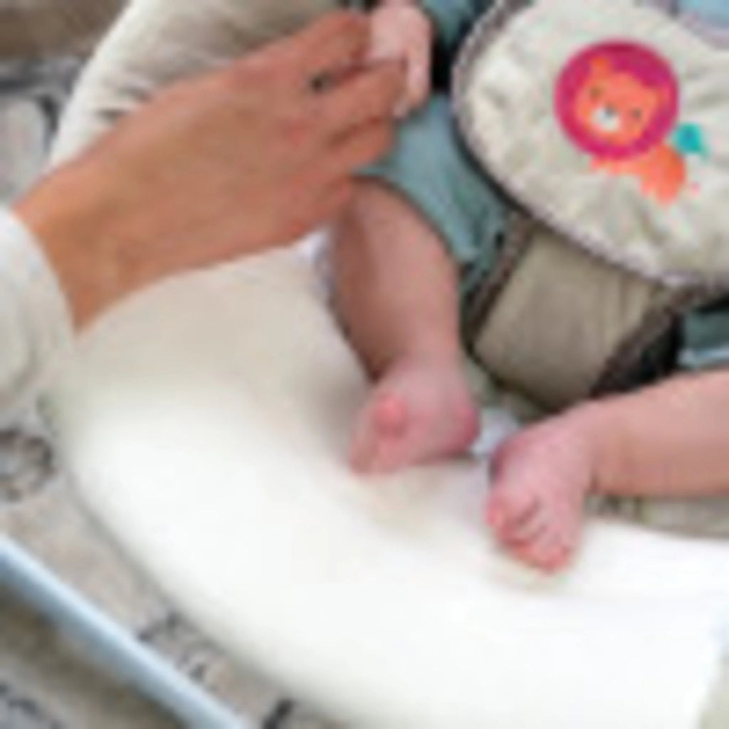 Soothe 'N Delight 6-Speed Portable Baby Swing with Music - Cozy Kingdom, Ages 0-9 Months, Unisex